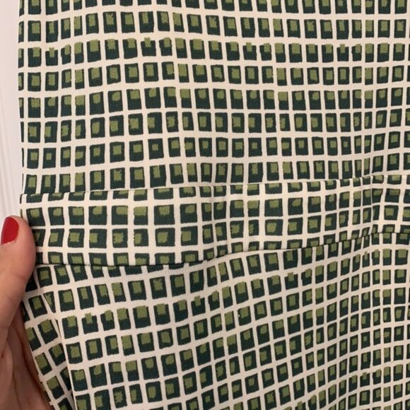 *TORY BURCH* 100% Silk V-Neck Printed Dress - Picture 6 of 10